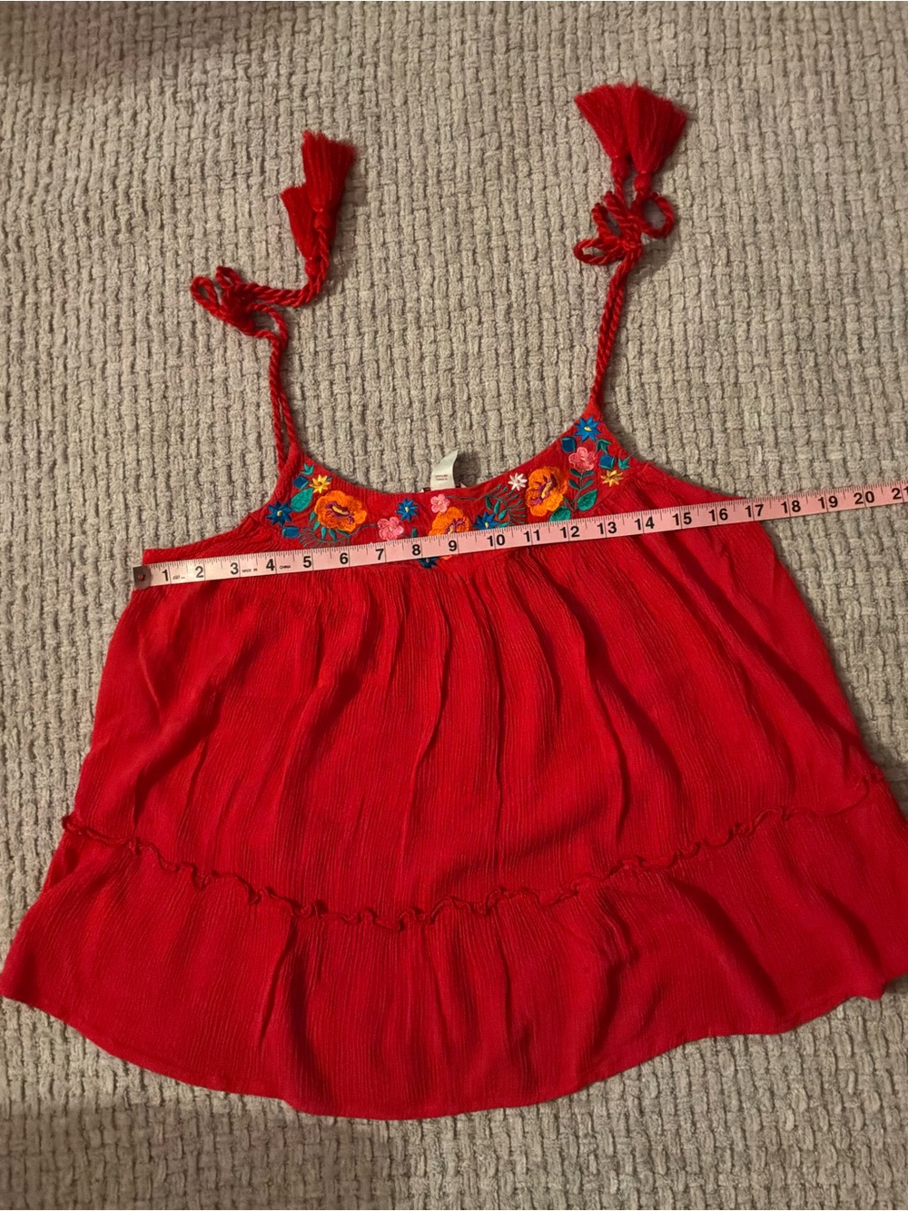 🌙✨Arizona Jean Company Red Embroidered Floral Top - Picture 3 of 8
